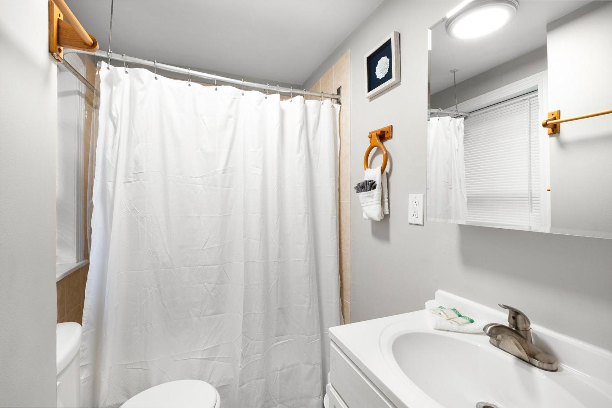 Апартаменты Spacious 2Br In Univ City Филадельфия Экстерьер фото