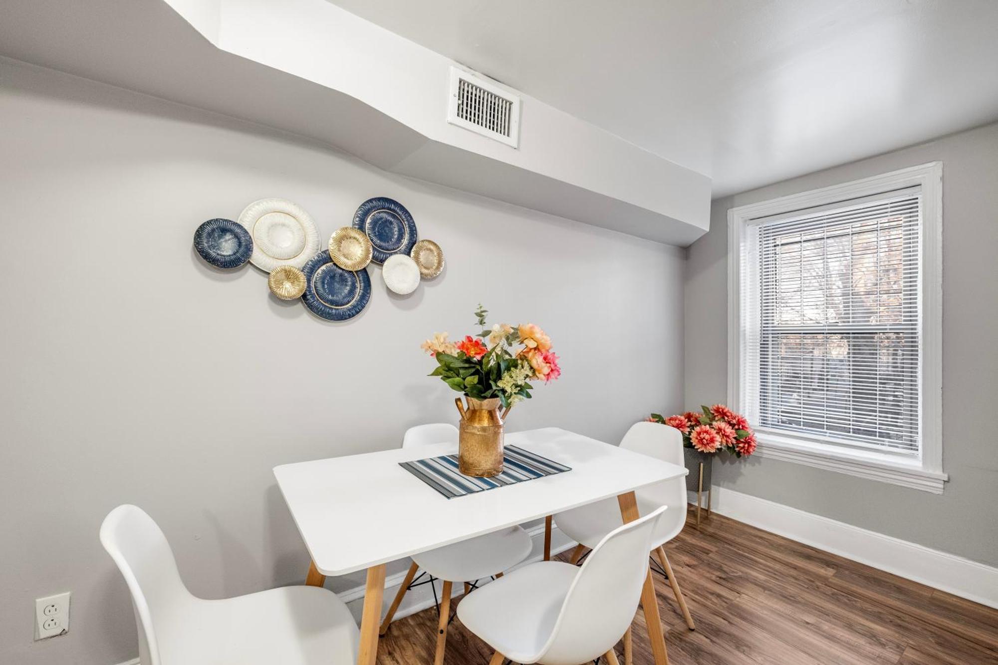Апартаменты Spacious 2Br In Univ City Филадельфия Экстерьер фото