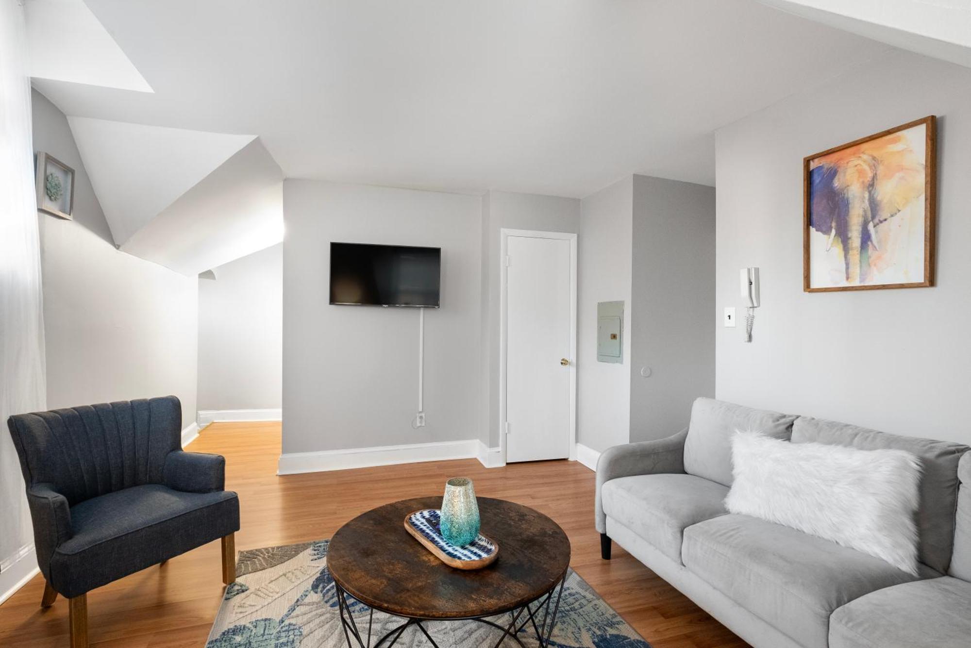 Апартаменты Spacious 2Br In Univ City Филадельфия Экстерьер фото